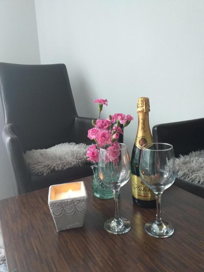 ポプラト Monato Bed & Breakfast エクステリア 写真