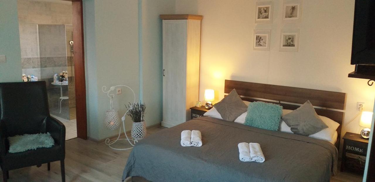 ポプラト Monato Bed & Breakfast エクステリア 写真