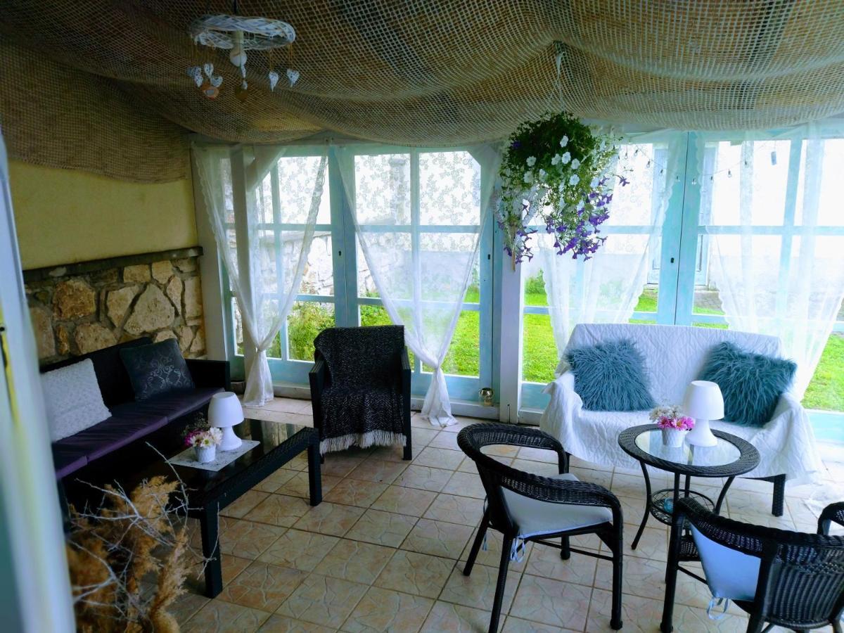 ポプラト Monato Bed & Breakfast エクステリア 写真
